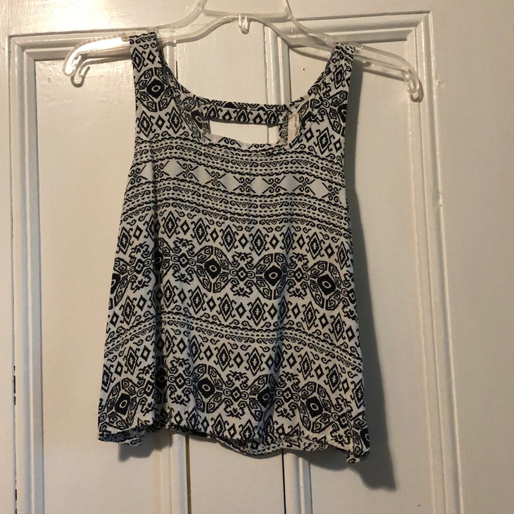 Crop top